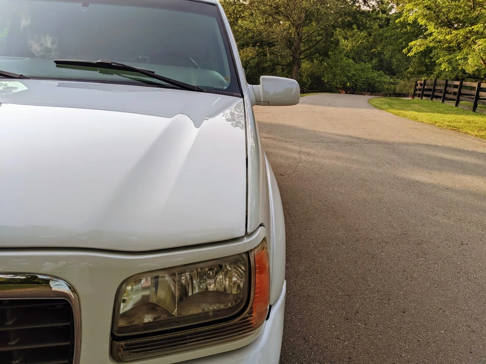 1999 Cadillac Escalade 1st Gen - Image 24 of 31