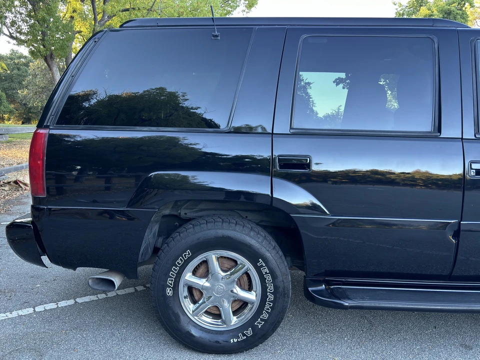 1999 Cadillac Escalade 1st Gen - Image 22 of 31
