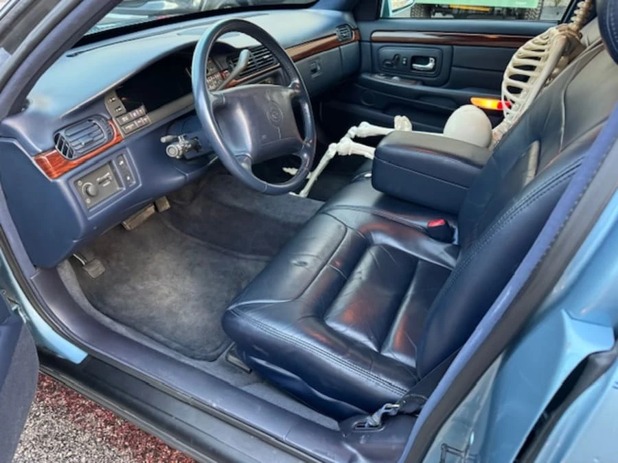 1999 Cadillac DeVille 7th Gen - Image 7 of 13