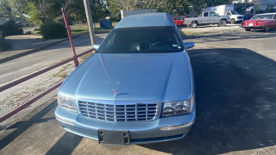 1999 Cadillac DeVille 7th Gen - Image 3 of 3