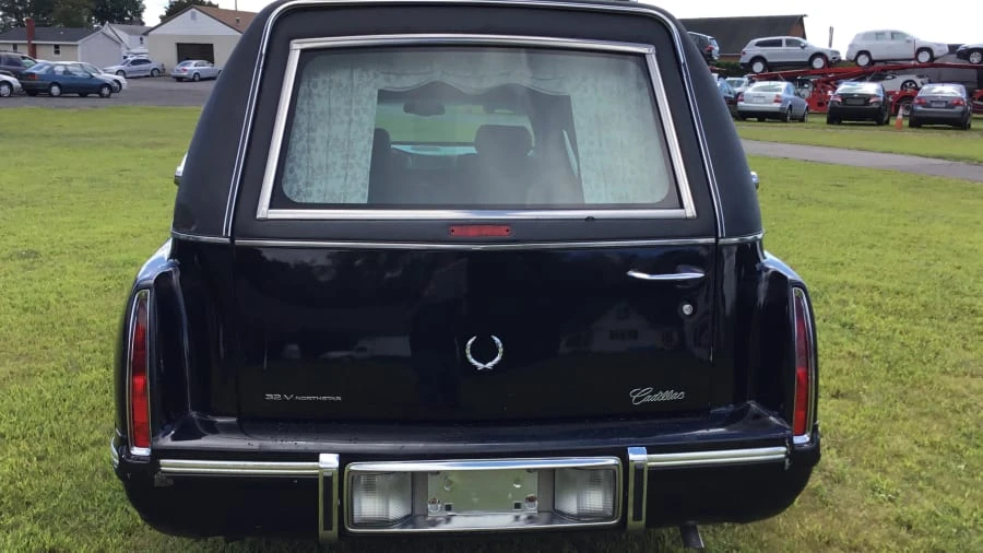 1999 Cadillac DeVille 7th Gen - Image 3 of 8