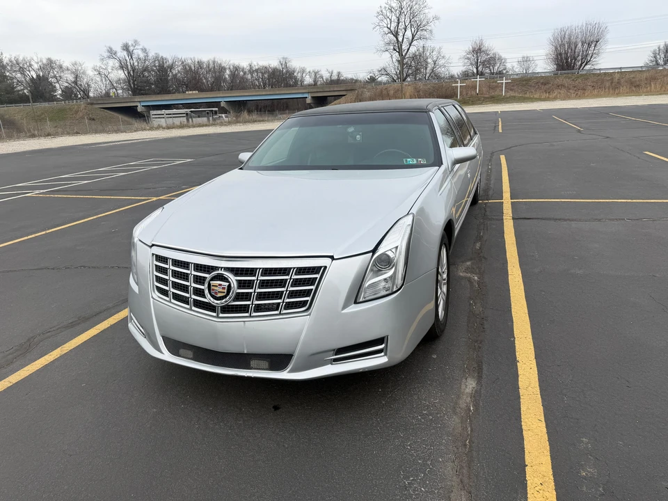 1999 Cadillac DeVille 7th Gen - Image 7 of 31