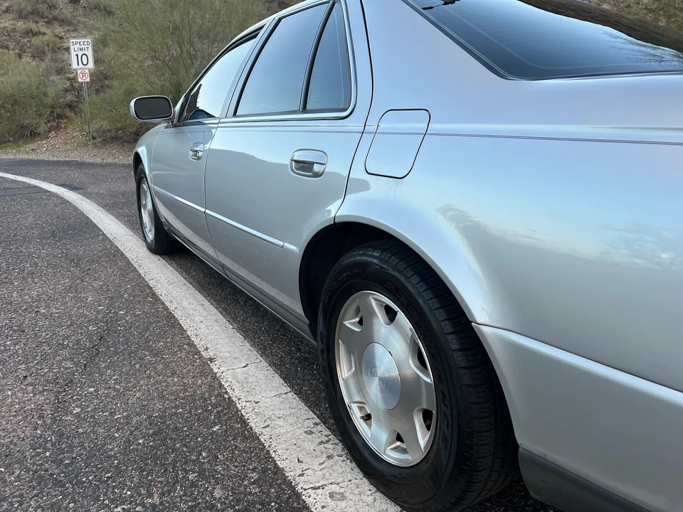 1999 Cadillac Seville - Image 30 of 31
