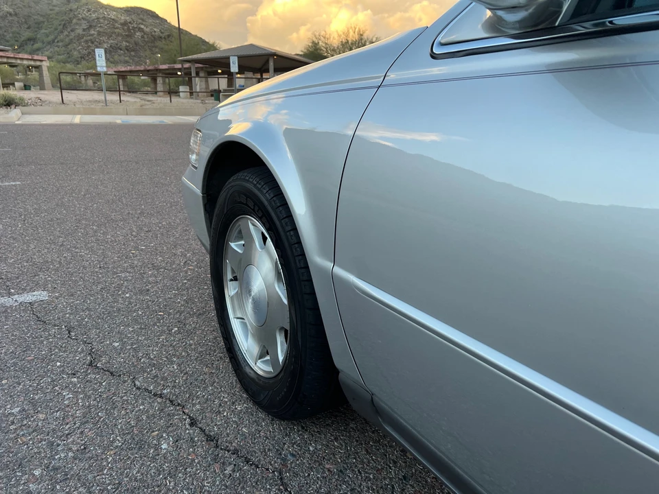 1999 Cadillac Seville - Image 26 of 31