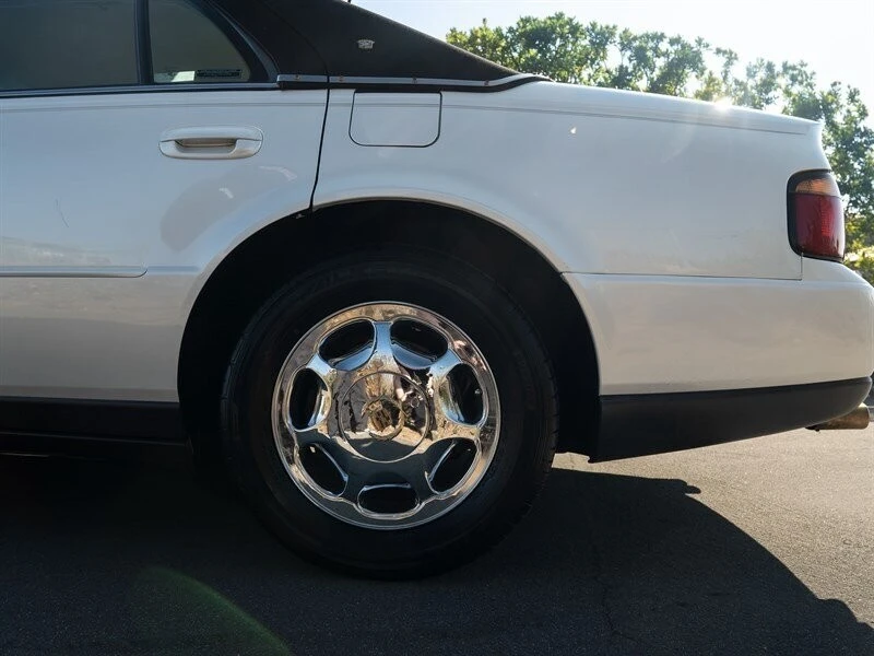 1999 Cadillac Seville - Image 8 of 21