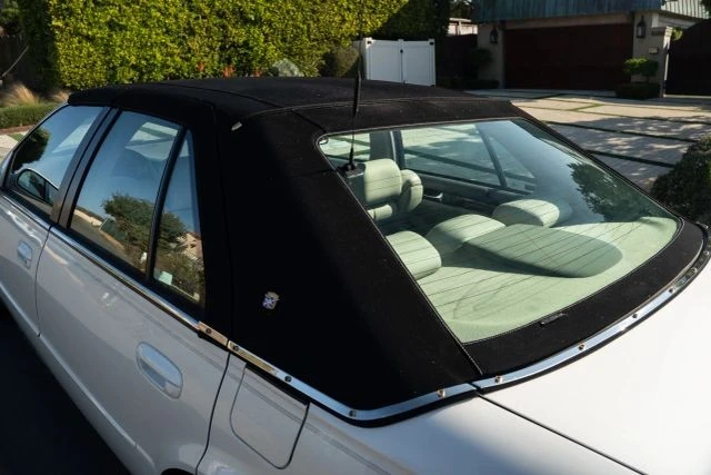 1999 Cadillac Seville - Image 18 of 31