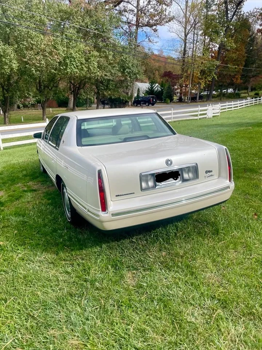 1999 Cadillac DeVille 7th Gen - Image 3 of 6