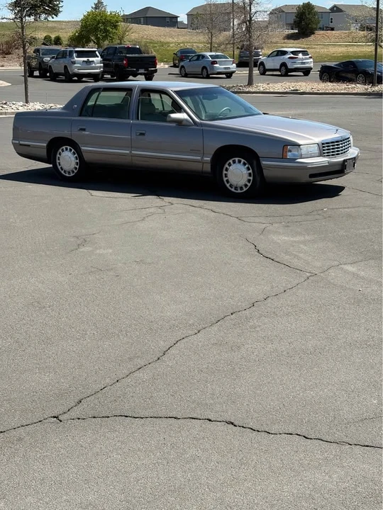 1999 Cadillac DeVille 7th Gen - Image 6 of 9