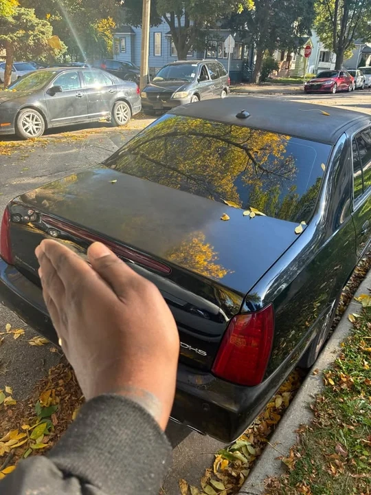 1999 Cadillac DeVille 7th Gen - Image 4 of 9