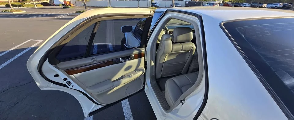 1999 Cadillac Seville - Image 10 of 15