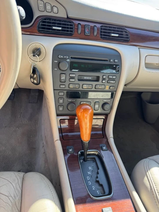 1999 Cadillac Seville - Image 12 of 21