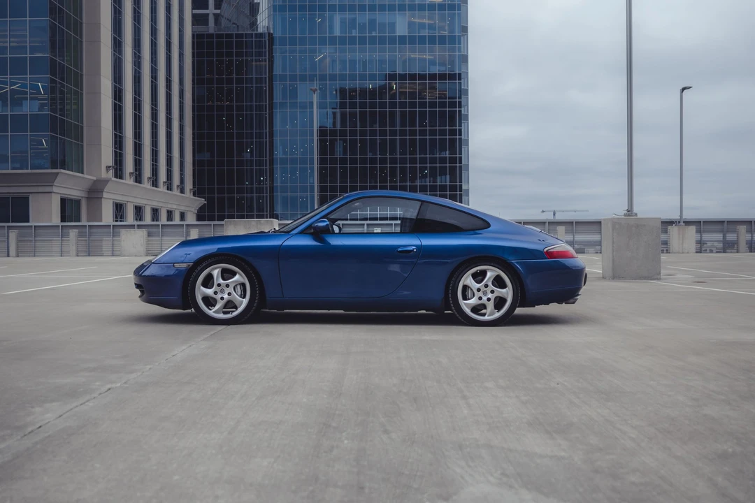 1999 Porsche 996 Carrera 4 - Image 4 of 21