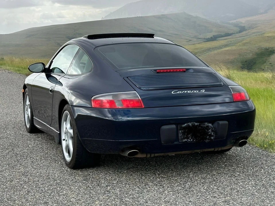 1999 Porsche 996 Carrera 4 - Image 6 of 10