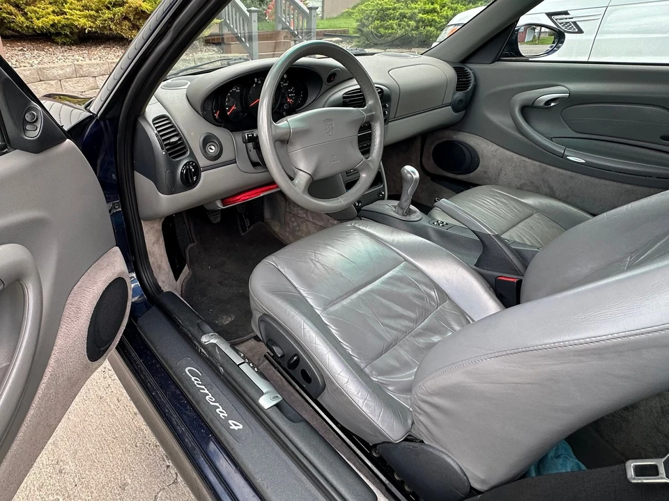 1999 Porsche 996 Carrera 4 - Image 2 of 10
