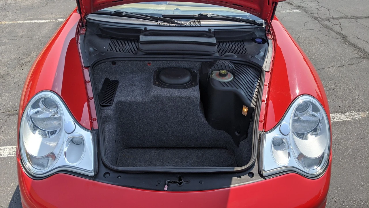 1999 Porsche 996 Carrera 4 - Image 13 of 24