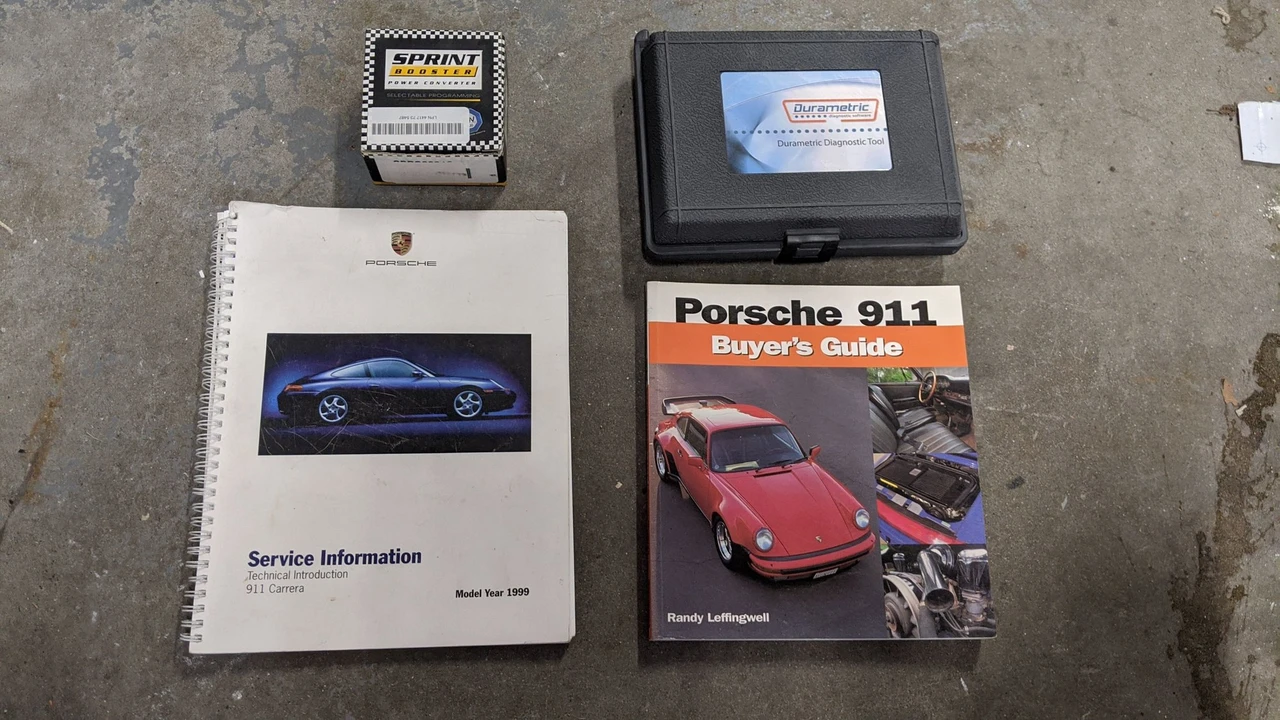 1999 Porsche 996 Carrera 4 - Image 22 of 24