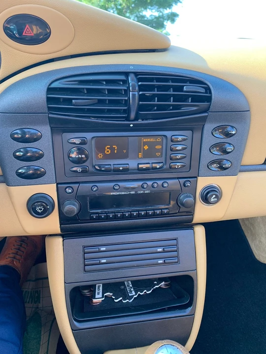 1999 Porsche 996 Carrera - Image 11 of 16