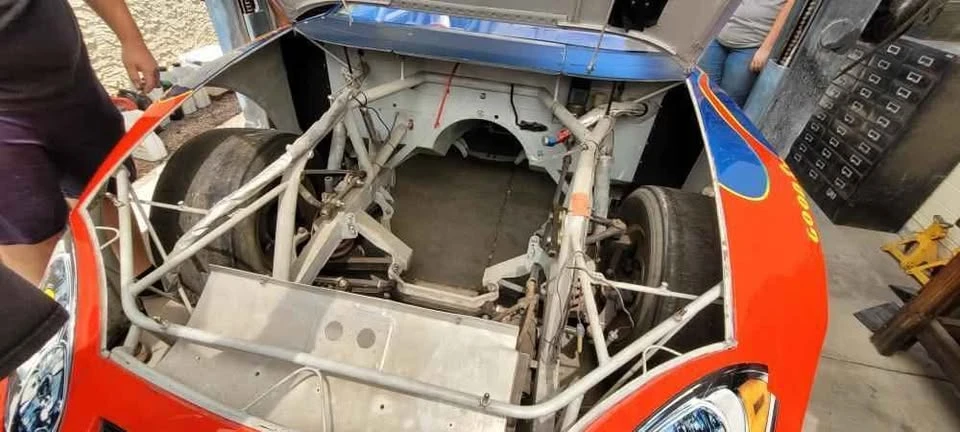 1999 Parts & Memorabilia Rolling Chassis - Image 5 of 7