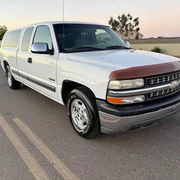 1999 Chevrolet Silverado 1500 LS Extended Cab Short Bed
