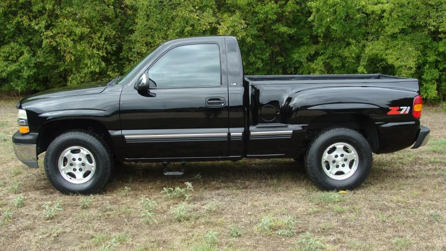 1999 Chevrolet Silverado 1st Gen - Image 2 of 18