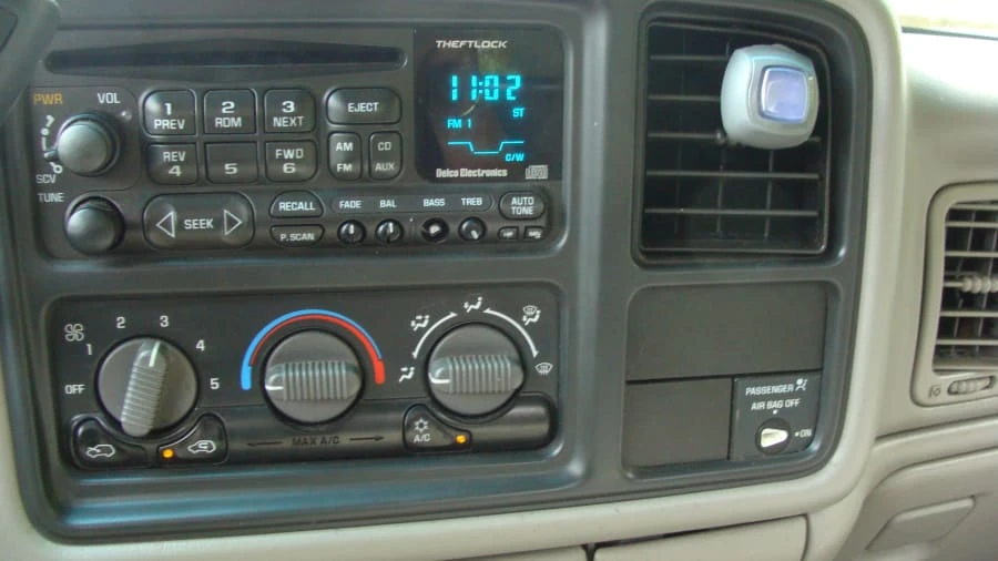 1999 Chevrolet Silverado 1st Gen - Image 12 of 18