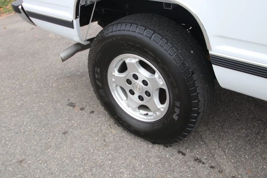 1999 Chevrolet Silverado 1st Gen - Image 19 of 31