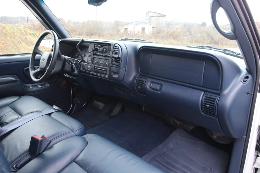 1999 Chevrolet Silverado 1st Gen - Image 5 of 31