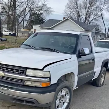 1999 Chevrolet 1500 Regular Cab Short Bed