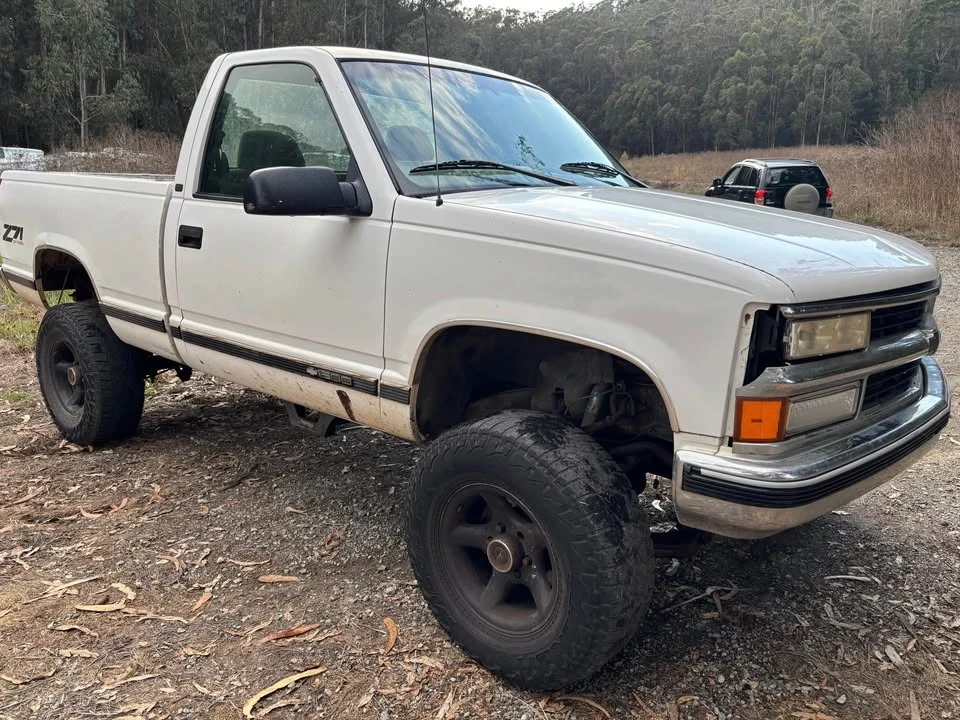 1999 Chevrolet Silverado 1st Gen - Image 2 of 15