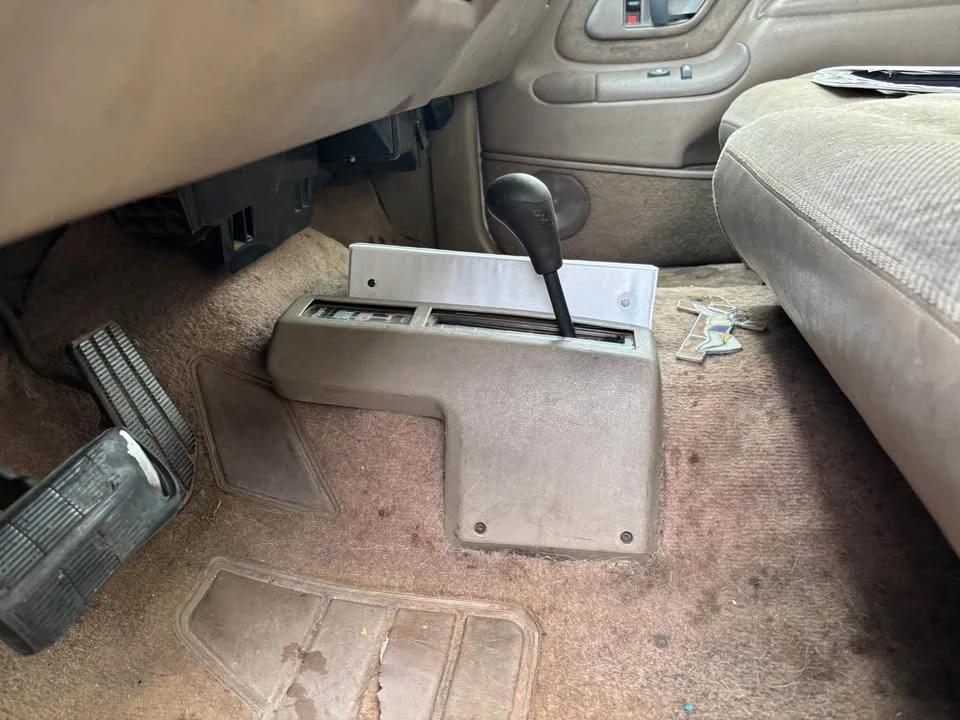 1999 Chevrolet Silverado 1st Gen - Image 11 of 15