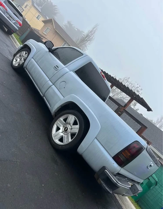 1999 Chevrolet Silverado 1st Gen - Image 2 of 6