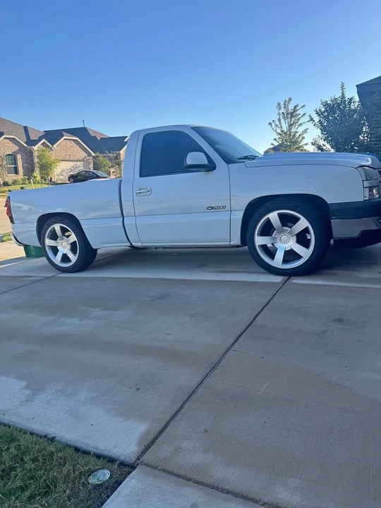 1999 Chevrolet Silverado 1st Gen - Image 2 of 2