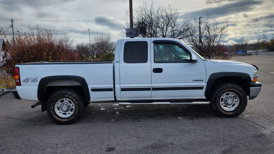 1999 Chevrolet Silverado 1st Gen - Image 2 of 8