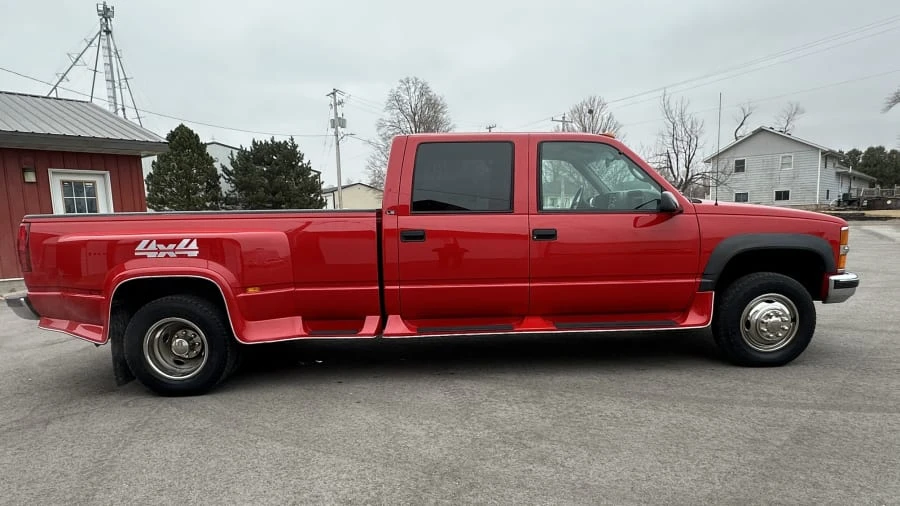 1999 Chevrolet Silverado - Image 9 of 31