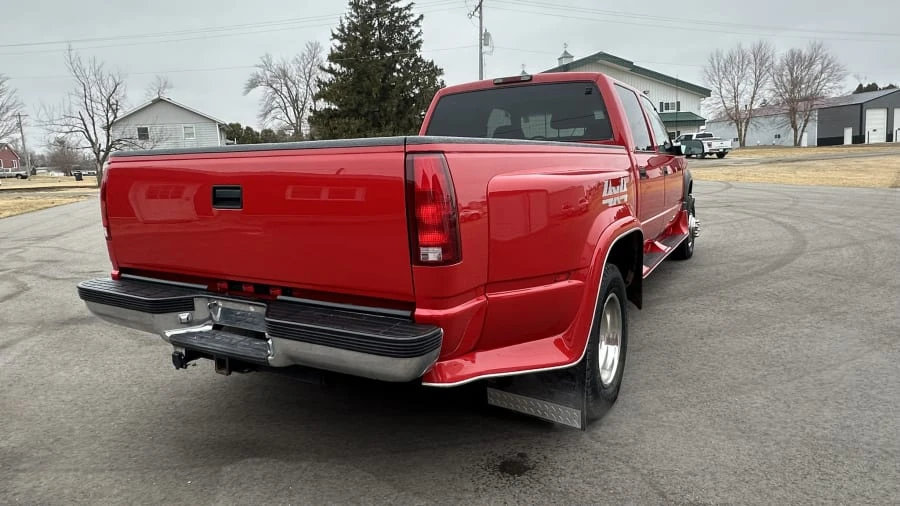1999 Chevrolet Silverado - Image 15 of 31