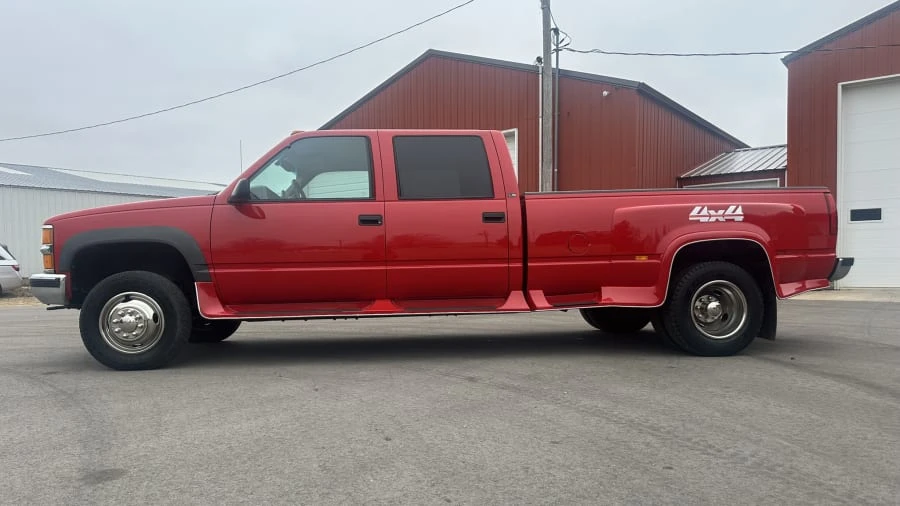 1999 Chevrolet Silverado - Image 14 of 31