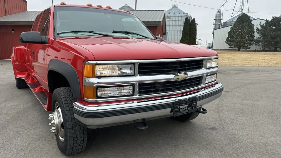 1999 Chevrolet Silverado - Image 6 of 31
