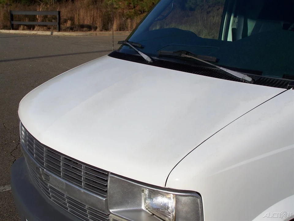 1999 Chevrolet Astro - Image 16 of 21