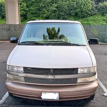 1999 Chevrolet Astro Passenger LS Minivan 3D