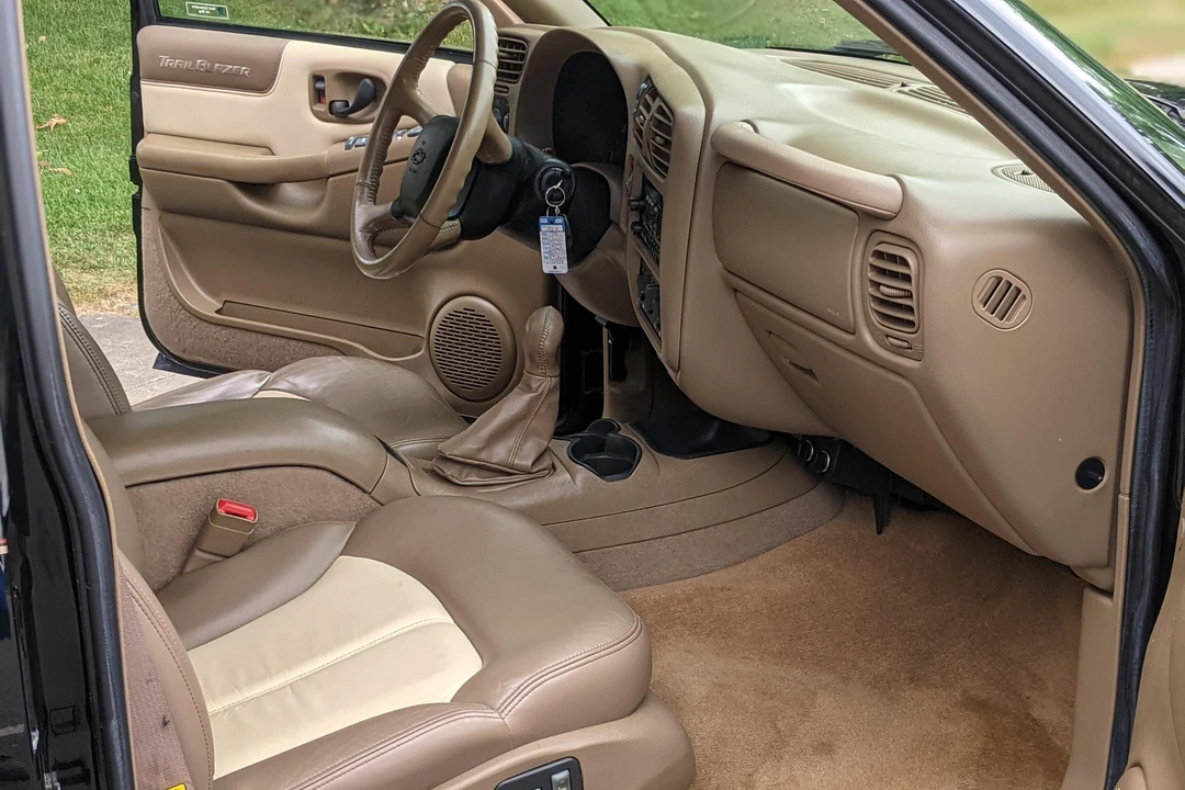 1999 Chevrolet S-10 Blazer 2nd Gen - Image 18 of 31