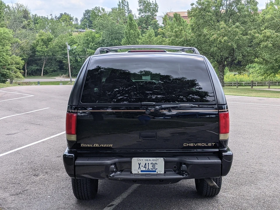1999 Chevrolet S-10 Blazer 2nd Gen - Image 8 of 31