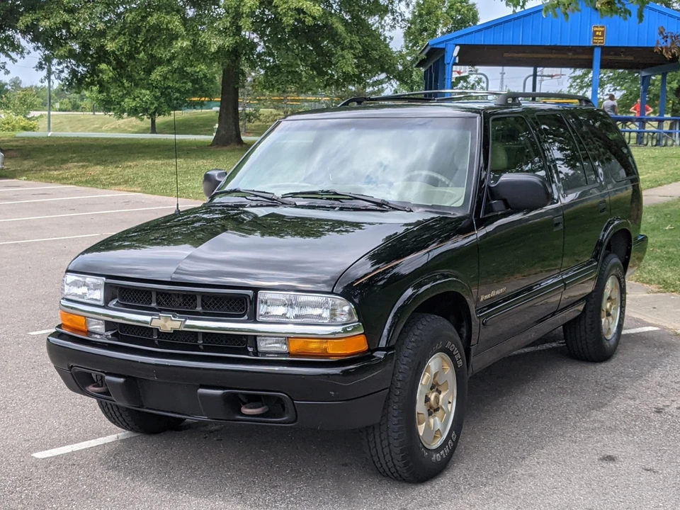 1999 Chevrolet S-10 Blazer 2nd Gen - Image 6 of 31