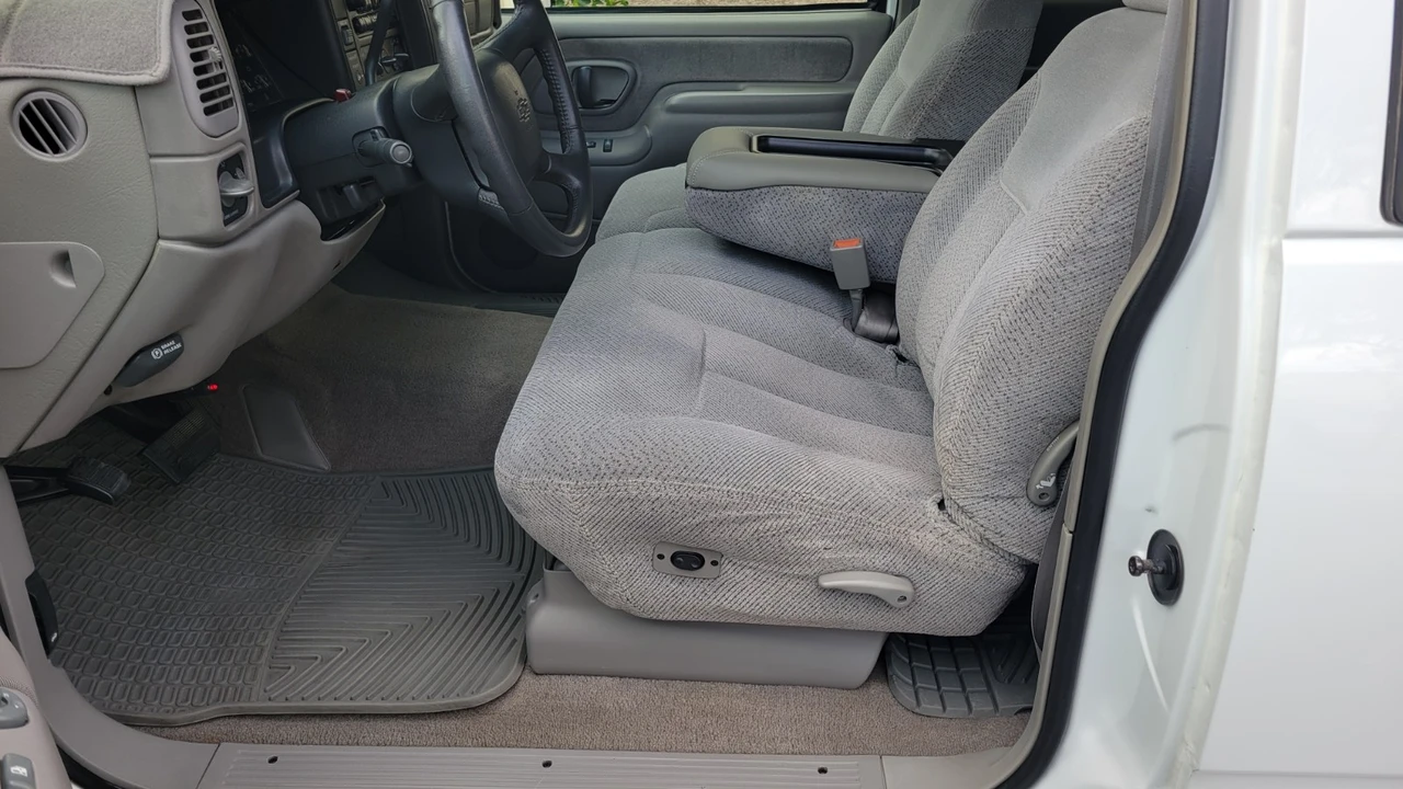 1999 Chevrolet C/K 4th Gen - Image 12 of 21