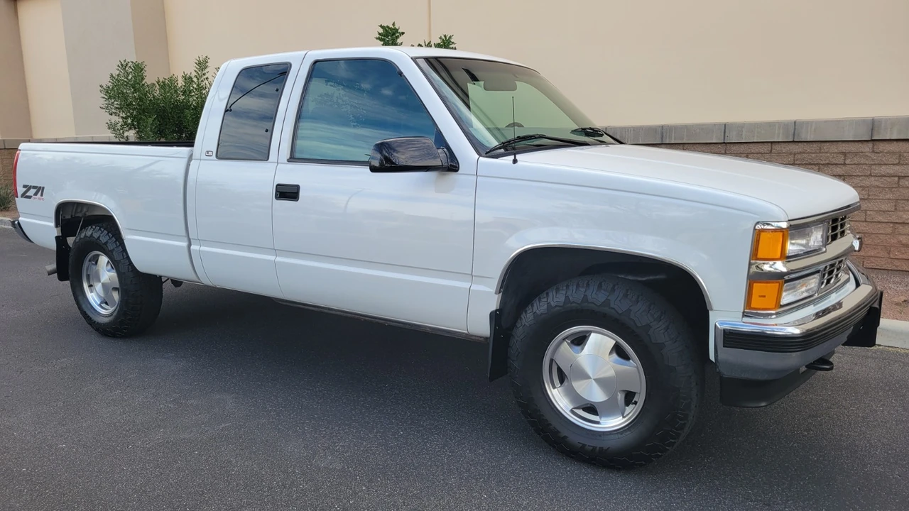 1999 Chevrolet C/K 4th Gen - Image 4 of 21