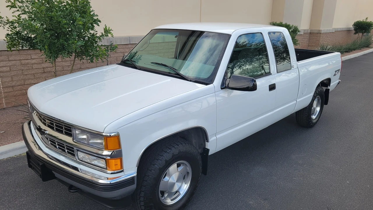 1999 Chevrolet C/K 4th Gen - Image 8 of 21