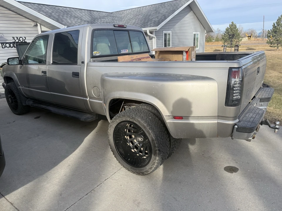 1999 Chevrolet C/K 4th Gen - Image 3 of 21