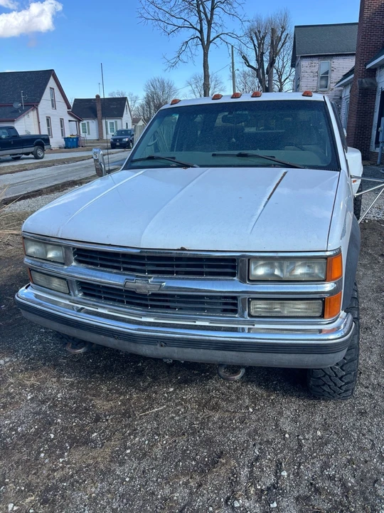 1999 Chevrolet C/K 4th Gen - Image 2 of 17