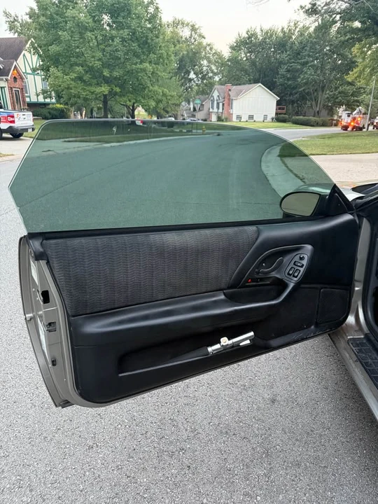 1999 Chevrolet Camaro 4th Gen - Image 6 of 13