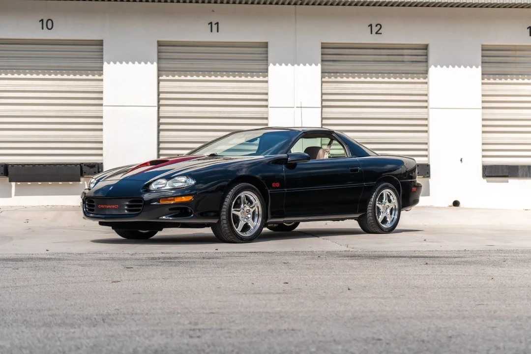 1999 Chevrolet Camaro 4th Gen - Image 2 of 21