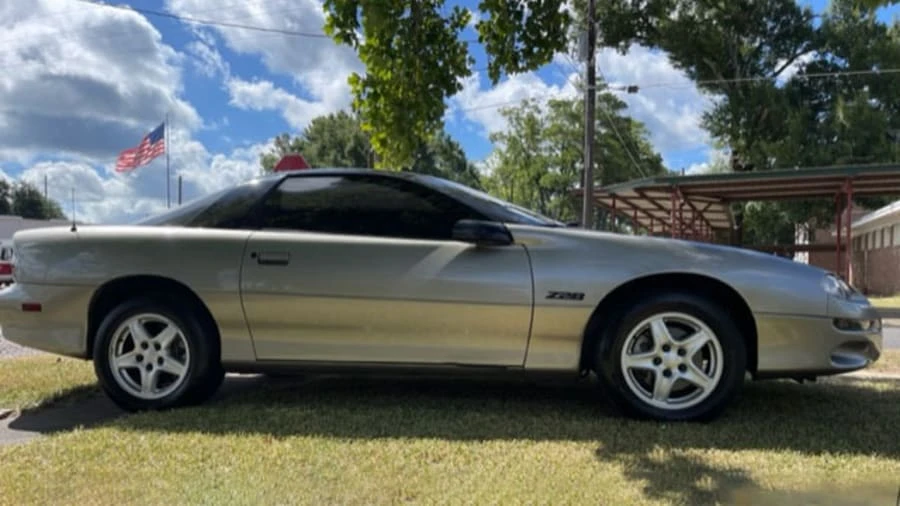 1999 Chevrolet Camaro 4th Gen - Image 2 of 16